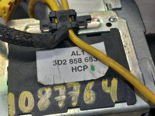 Cinturon seguridad delantero izquierdo VOLKSWAGEN