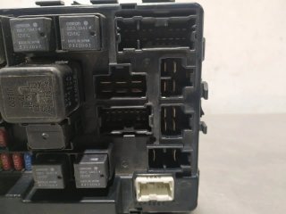 Caja reles / fusibles NISSAN MURANO (Z50)