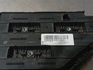 Caja reles / fusibles SSANGYONG KORANDO