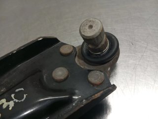 Brazo suspension inferior delantero izquierdo