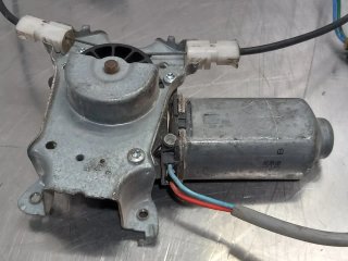 Elevalunas delantero derecho NISSAN PRIMERA