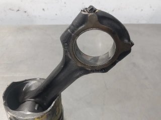 Piston MERCEDES-BENZ SPRINTER CAMIÓN