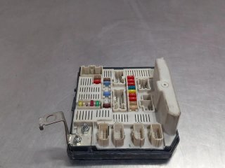 Caja reles / fusibles RENAULT SCENIC II (JM)