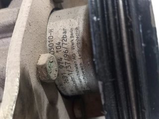 Bomba direccion TOYOTA CARINA (T19)