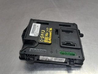 Caja reles / fusibles RENAULT MEGANE III BERLINA