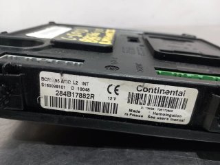 Caja reles / fusibles RENAULT MEGANE III BERLINA