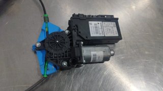 Elevalunas trasero izquierdo AUDI A4 AVANT (8E)
