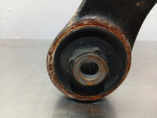 Brazo suspension inferior delantero derecho