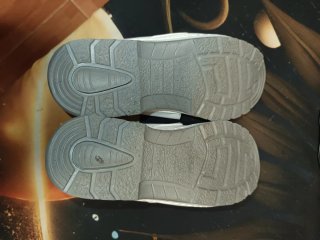 Zapatos blancos unisex con velcro