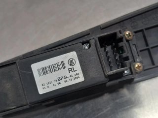 Mando elevalunas trasero izquierdo MAZDA 3
