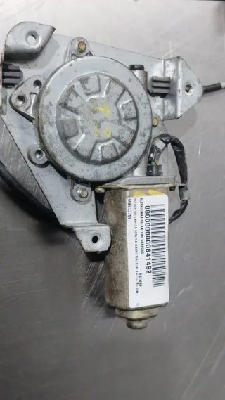 Elevalunas delantero derecho MITSUBISHI LANCER