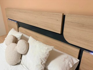 Dormitorio completo madera y negro