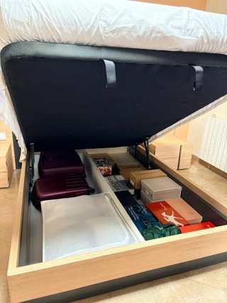 Dormitorio completo madera y negro