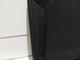 Asientos trasero derecho KIA CARENS (RP)