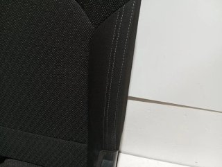 Asientos trasero derecho KIA CARENS (RP)