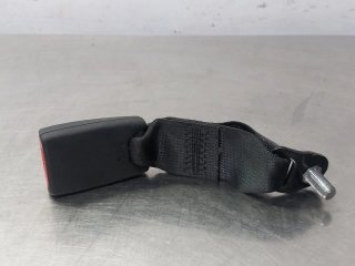 Enganche cinturon trasero central MITSUBISHI L200