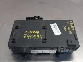 Caja reles / fusibles OPEL ASTRA H BERLINA