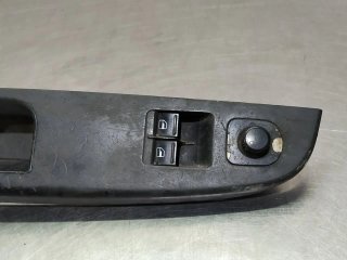 Mando elevalunas delantero izquierdo VOLKSWAGEN