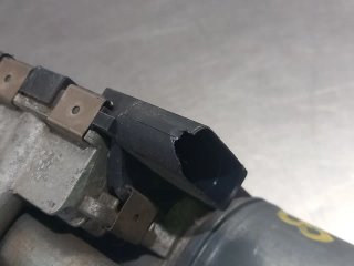 Motor limpia delantero VOLKSWAGEN GOLF VI