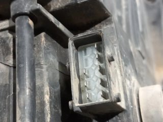 Faro izquierdo OPEL CORSA D