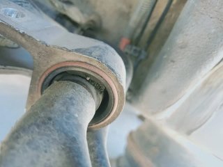 Brazo suspension inferior delantero izquierdo