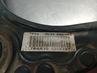 Brazo suspension inferior delantero izquierdo