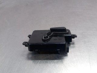 Mando asiento delantero derecho KIA CARNIVAL