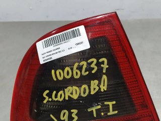 Piloto trasero izquierdo SEAT CORDOBA BERLINA