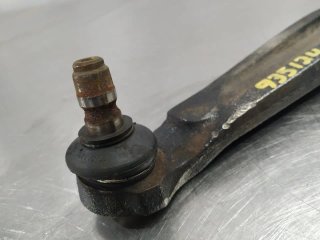 Brazo suspension inferior delantero izquierdo