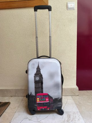 Maleta trolley diseño Londres