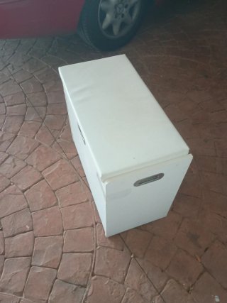 Zapatero con asiento