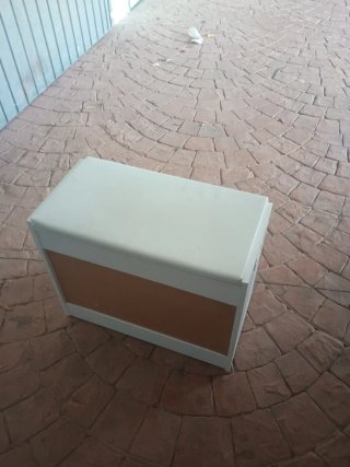 Zapatero con asiento