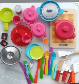 Cocina de juguete de madera