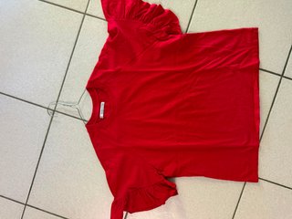 Maglietta Pull&Bear rossa con volant S