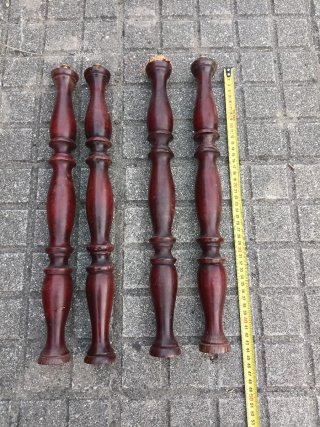 4 Piezas de Madera Torneada