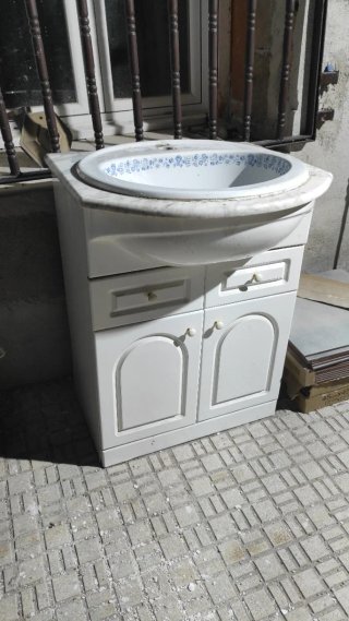 Lavabo completo cerámica y mármol