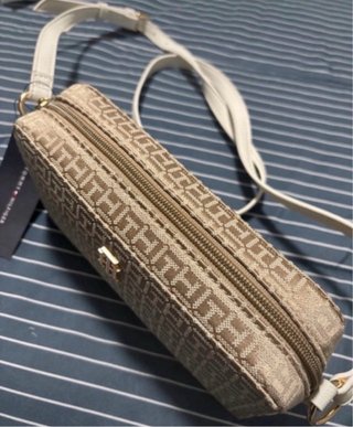 Bolso Tommy Hilfiger Beige y Blanco