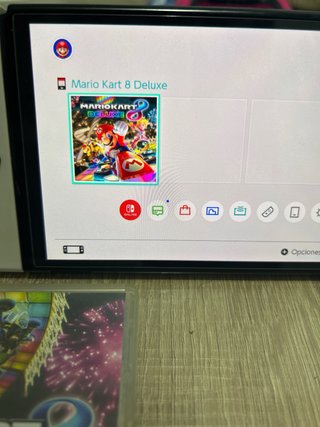 Nintendo Switch OLED Blanca + Mario Kart 8 Deluxe