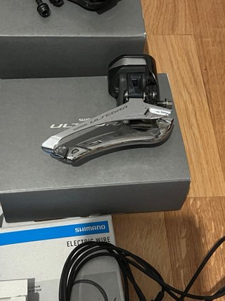 Grupo Shimano Ultegra Di2 11v