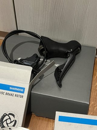 Grupo Shimano Ultegra Di2 11v