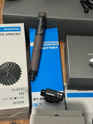 Grupo Shimano Ultegra Di2 11v