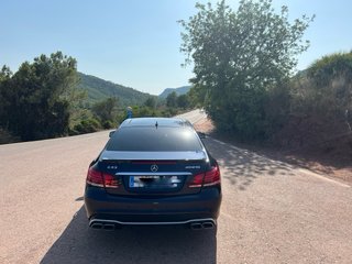 Mercedes-Benz  E400