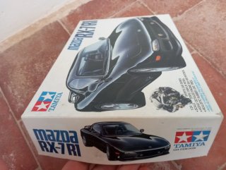 Maqueta Tamiya Mazda RX-7 R1 1/24