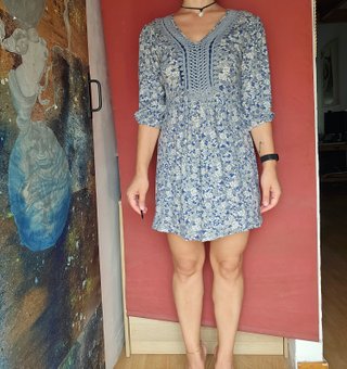 Vestido floral azul y gris