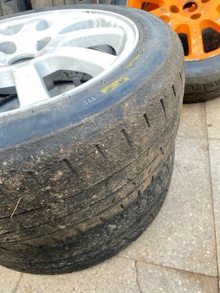 SLICKS HANKOOK EN 16”