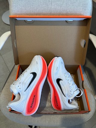 Nike Vomero Plus NUEVAS