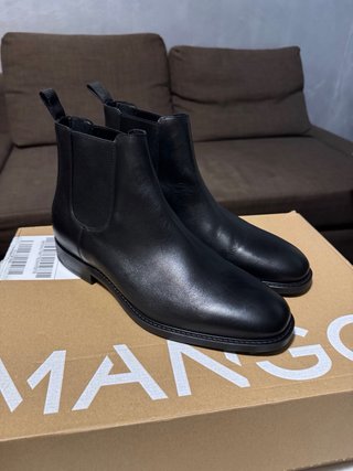 Stivaletti neri Mango