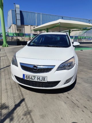Opel Astra familiar Muy cuidado ⚠️