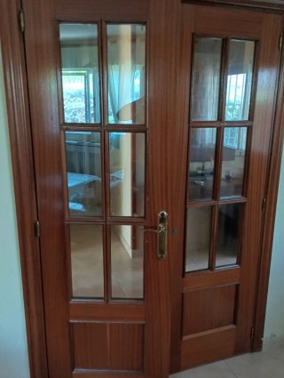 Puertas de madera para vivienda