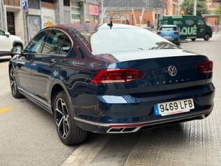 Volkswagen Passat 2.0 TDI R-Line año 2020